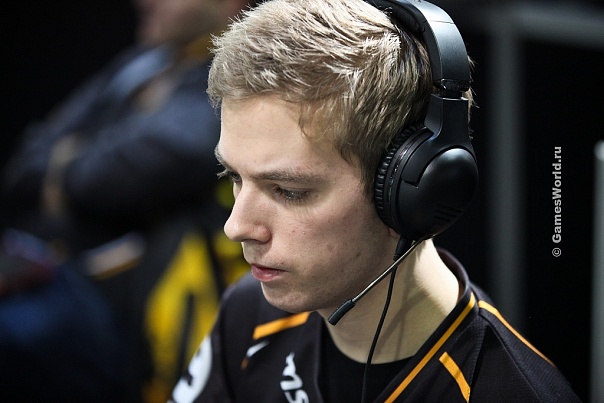 Xizt ушел из Fnatic